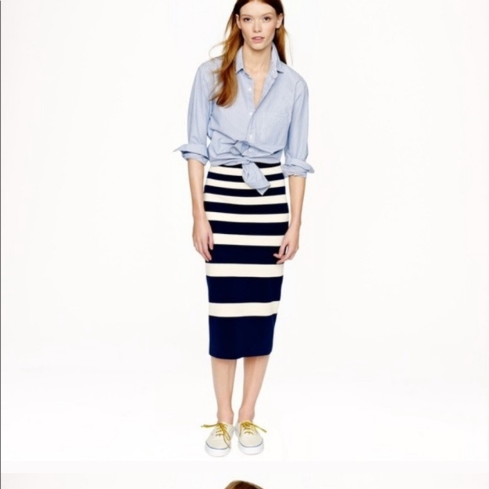 ISO J crew stripped skirt medium please help